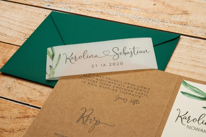 Paleta barw w greenery obejmuje głęboki zielony, biel i beż, które sprawiają, że projekty wyglądają świeżo i subtelnie