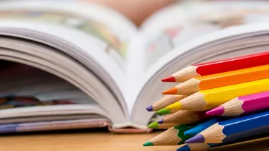 Mali odkrywcy za ladą biblioteki - przedszkolaki poznały świat książek