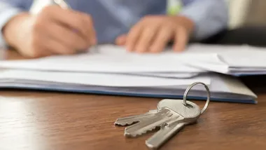Rzeszów: dokumenty nawet za 800 zł. Zarzuty w sprawie pobytu usłyszały 23 osoby