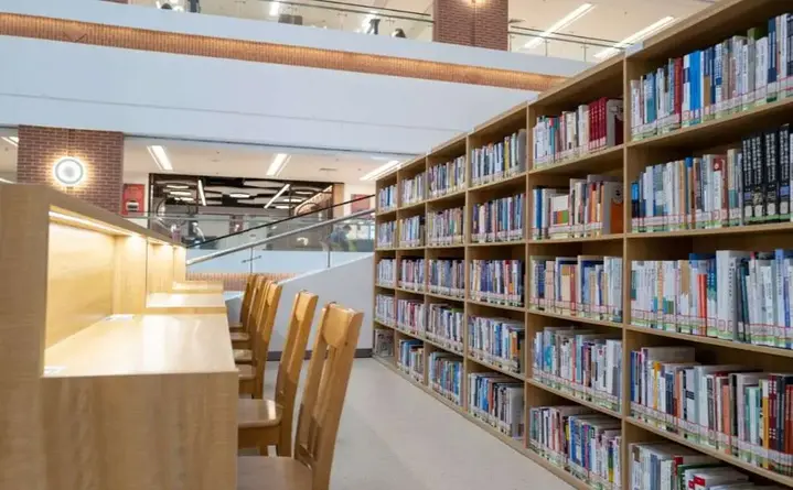 W Mediatece pojawiły się biografie, które grają głośniej niż sucha historia