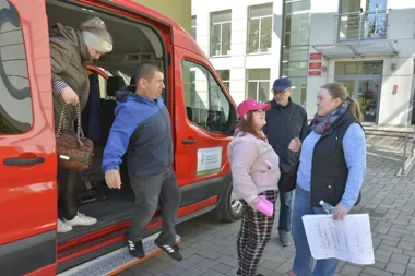 Iluzja, planszówki i książki - biblioteka ćwiczyła uwagę uczestników