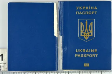 Paszport przerwany na pół. 33-latka nie przekroczyła granicy w Korczowej