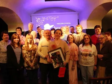 Poezja, która zatrzymuje dzień - wieczór Iwony Szeteli poruszył Przemyśl