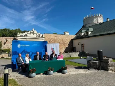 Zamek Kazimierzowski i MDK czekają na remont. Padła umowa na ponad 7 mln zł