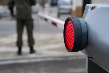 Kradzieże i narkotyki. Ukrainiec opuścił Polskę przez Medykę