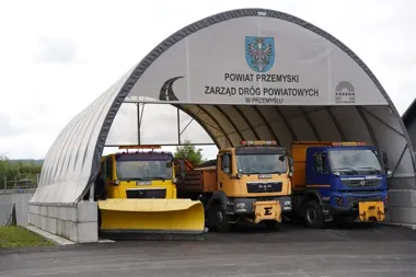 Drogowcy mają nowe zaplecze. Druga baza powiatu przemyskiego powstała w Nienadowej