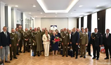 Dwóch żołnierzy odebrało patenty oficerskie. Uroczystość w Jarosławiu
