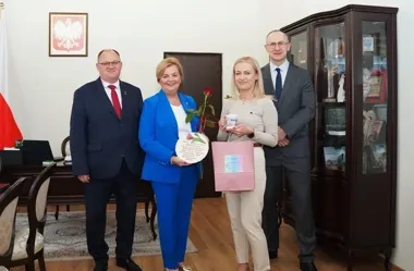 Krokusy przeciw hejtowi. W Przemyślu podziękowano za empatię