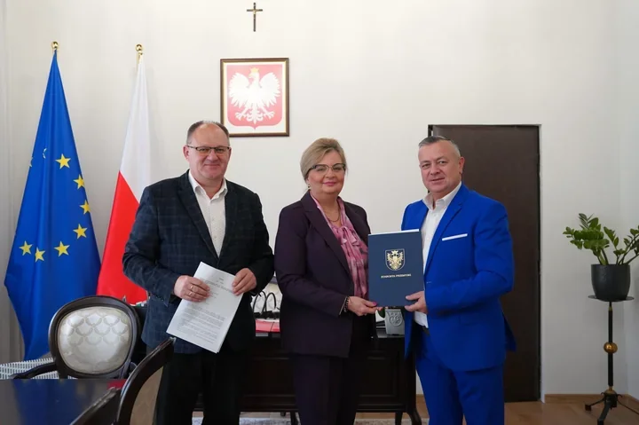 840 tys. zł na przebudowę trzech dróg w powiecie przemyskim